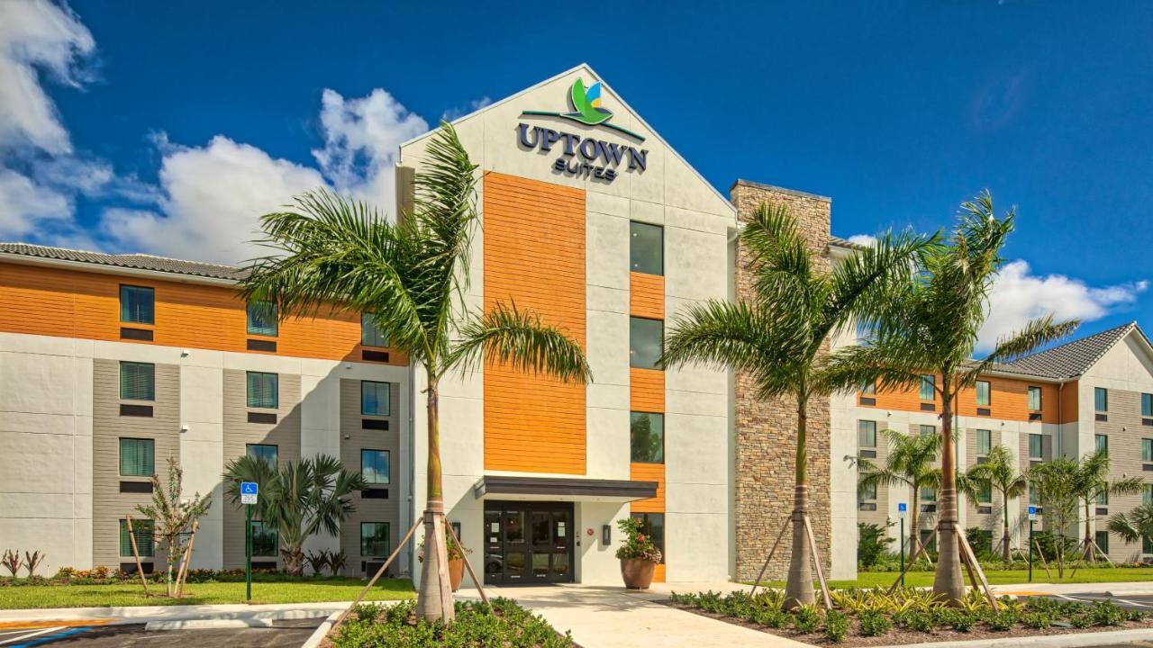 Uptown Suites Extended Stay Tampa Fl - Riverview 里弗维尤 外观 照片